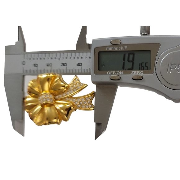 Swarovski Swan Signed Gold Tone Clear Crystal Ribbon Bow Brooch Pin K924 - Picture 6 of 7